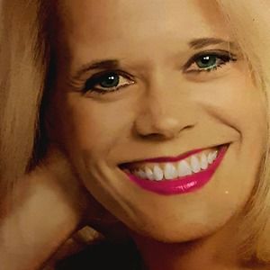 Meet your Posher, Renee